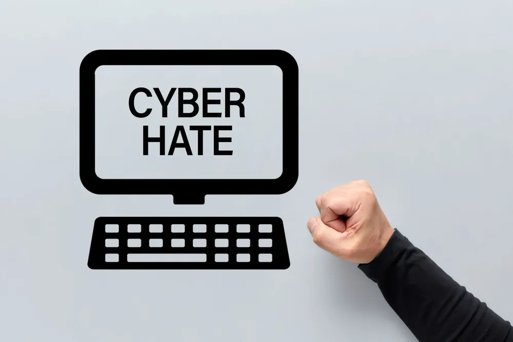 Przestępczość nieletnich w świecie wirtualnym – mowa nienawiści i hejt 
